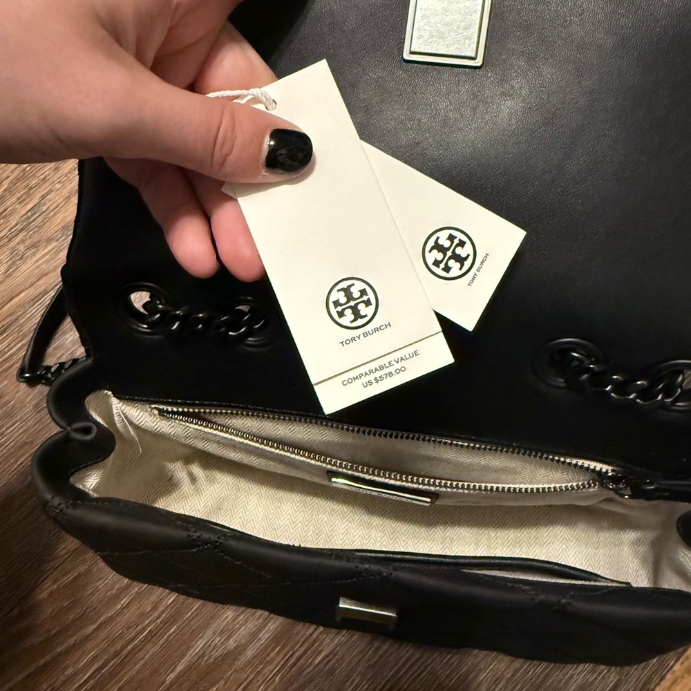 Tory Burch Willa Matte Small Shoulder Bag - Picture 7 of 10